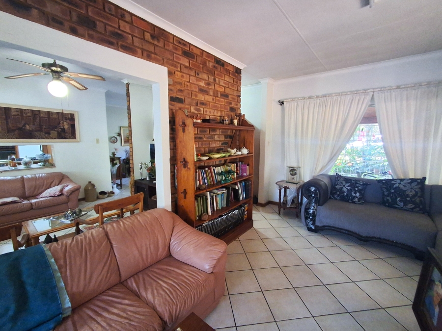 3 Bedroom Property for Sale in Ifafi North West